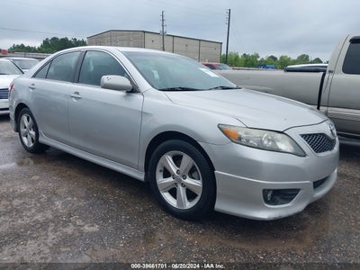 TOYOTA CAMRY 2011