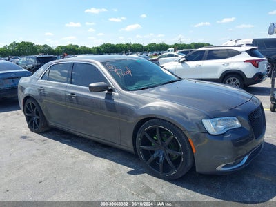 CHRYSLER 300 2015