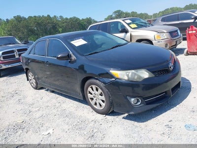 TOYOTA CAMRY 2012