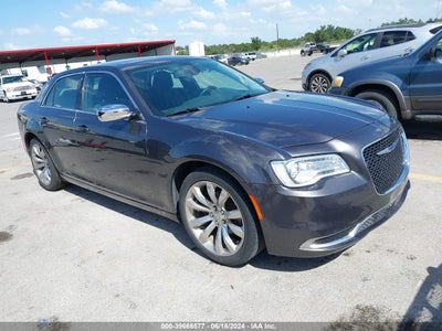 CHRYSLER 300 2019