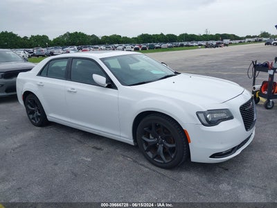 CHRYSLER 300 2022
