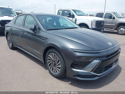 HYUNDAI SONATA HYBRID 2024