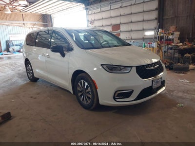 CHRYSLER PACIFICA HYBRID 2024
