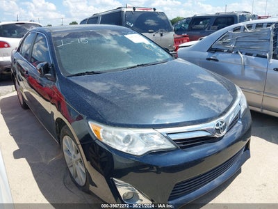 TOYOTA CAMRY 2014