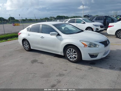 NISSAN ALTIMA 2015