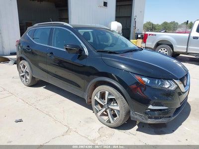 NISSAN ROGUE SPORT 2022