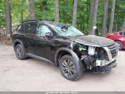 NISSAN PATHFINDER 2024