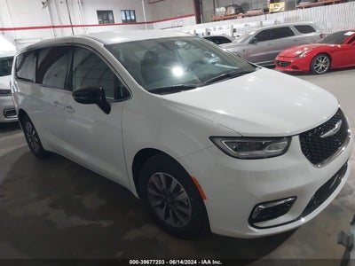 CHRYSLER PACIFICA HYBRID 2024