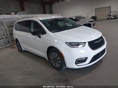 CHRYSLER PACIFICA HYBRID 2024