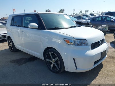 SCION XB 2010