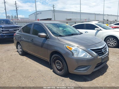 NISSAN VERSA 2016