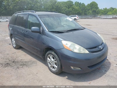 TOYOTA SIENNA 2006