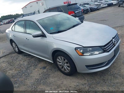 VOLKSWAGEN PASSAT 2012