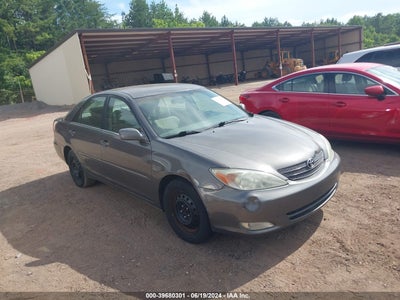 TOYOTA CAMRY 2004