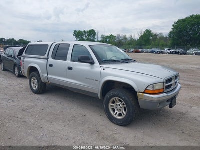 DODGE DAKOTA 2002