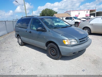 TOYOTA SIENNA 2000