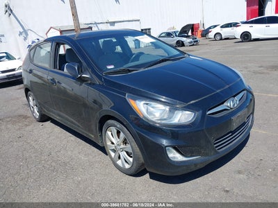 HYUNDAI ACCENT 2012