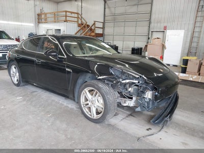 PORSCHE PANAMERA 2012