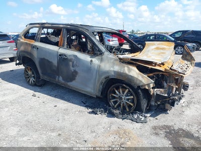 TOYOTA HIGHLANDER 2019