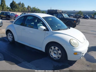 VOLKSWAGEN NEW BEETLE 2002