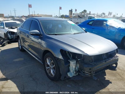 VOLKSWAGEN PASSAT 2016