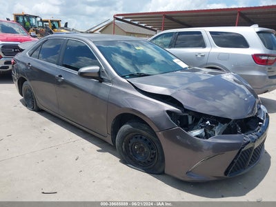 TOYOTA CAMRY 2016