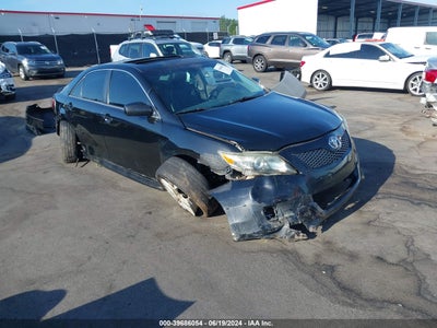 TOYOTA CAMRY 2011