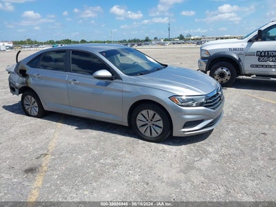 VOLKSWAGEN JETTA 2020