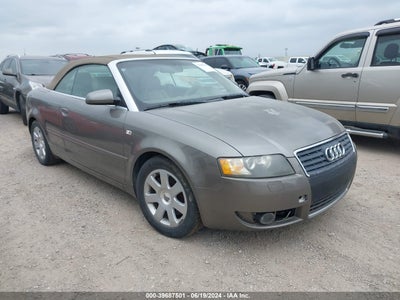 AUDI A4 2004