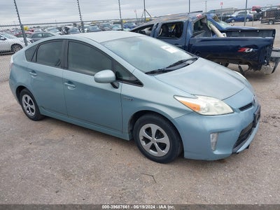 TOYOTA PRIUS 2013