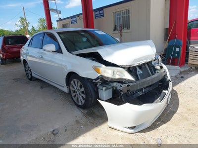 TOYOTA AVALON 2011