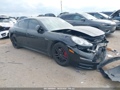 PORSCHE PANAMERA 2016