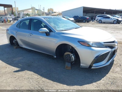 TOYOTA CAMRY 2024