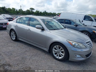 HYUNDAI GENESIS 2013