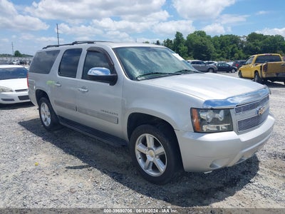 CHEVROLET SUBURBAN 1500 2011
