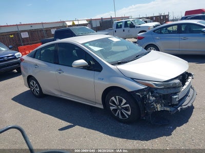 TOYOTA PRIUS PRIME 2017