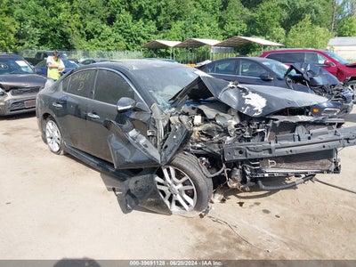 NISSAN MAXIMA 2011