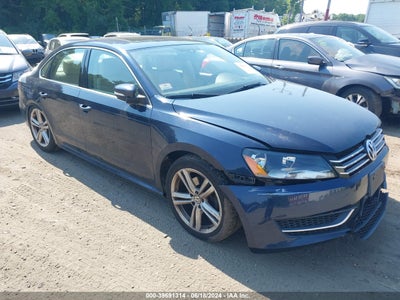 VOLKSWAGEN PASSAT 2014