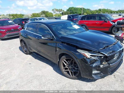 INFINITI QX30 2017