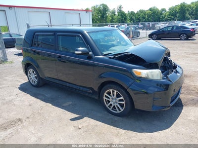 SCION XB 2012