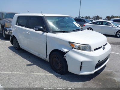 SCION SCION XB 2014