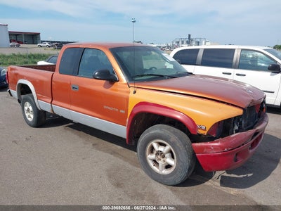DODGE DAKOTA 2000