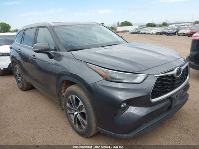 TOYOTA HIGHLANDER 2023