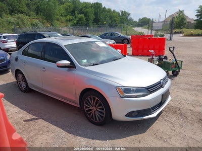VOLKSWAGEN JETTA 2014