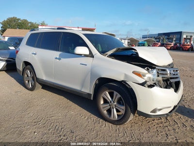 TOYOTA HIGHLANDER LIMITED V6 2013