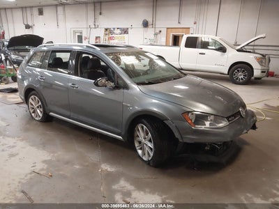 VOLKSWAGEN GOLF ALLTRACK 2017