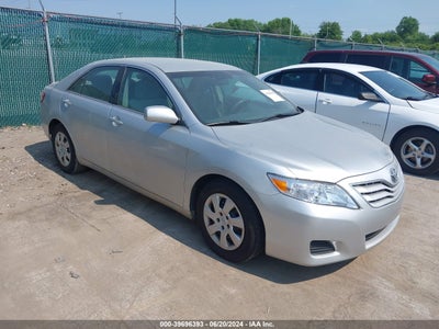 TOYOTA CAMRY 2010