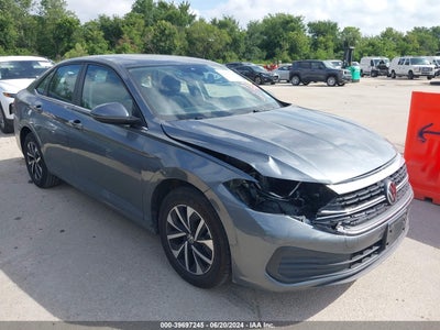 VOLKSWAGEN JETTA 2024