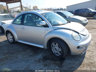 VOLKSWAGEN NEW BEETLE 2000