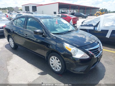 NISSAN VERSA 2018